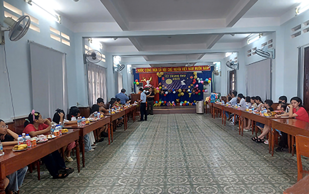 Tổ chức ngày hội “Vui Tết Trung thu” năm 2025 cho các cháu thiếu niên, nhi đống của Viện Nghiên cứu Nuôi trồng thủy sản III