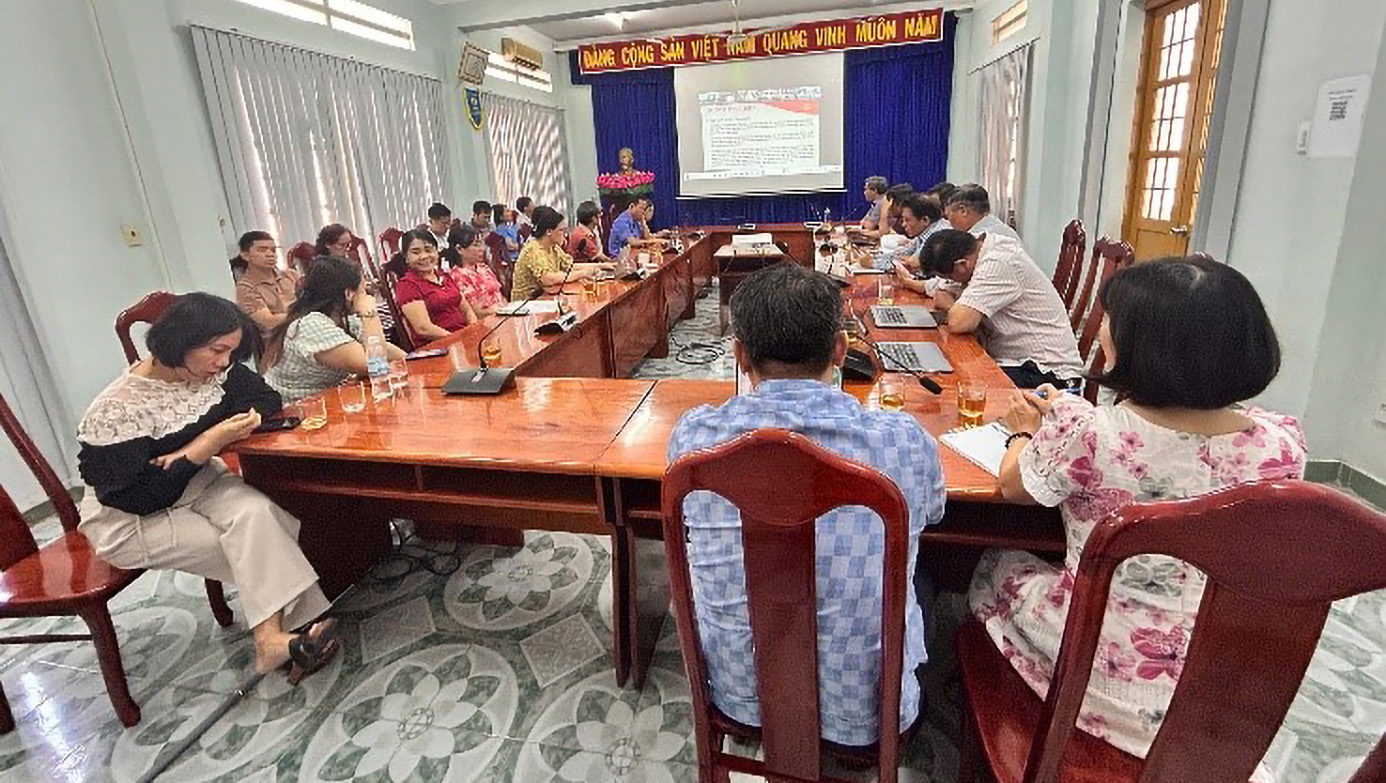 Chi bộ Viện Nghiên cứu Nuôi trồng Thủy sản III tham dự trực tuyến Hội nghị toàn quốc quán triệt và triển khai thực hiện các Nghị quyết của Bộ Chính trị