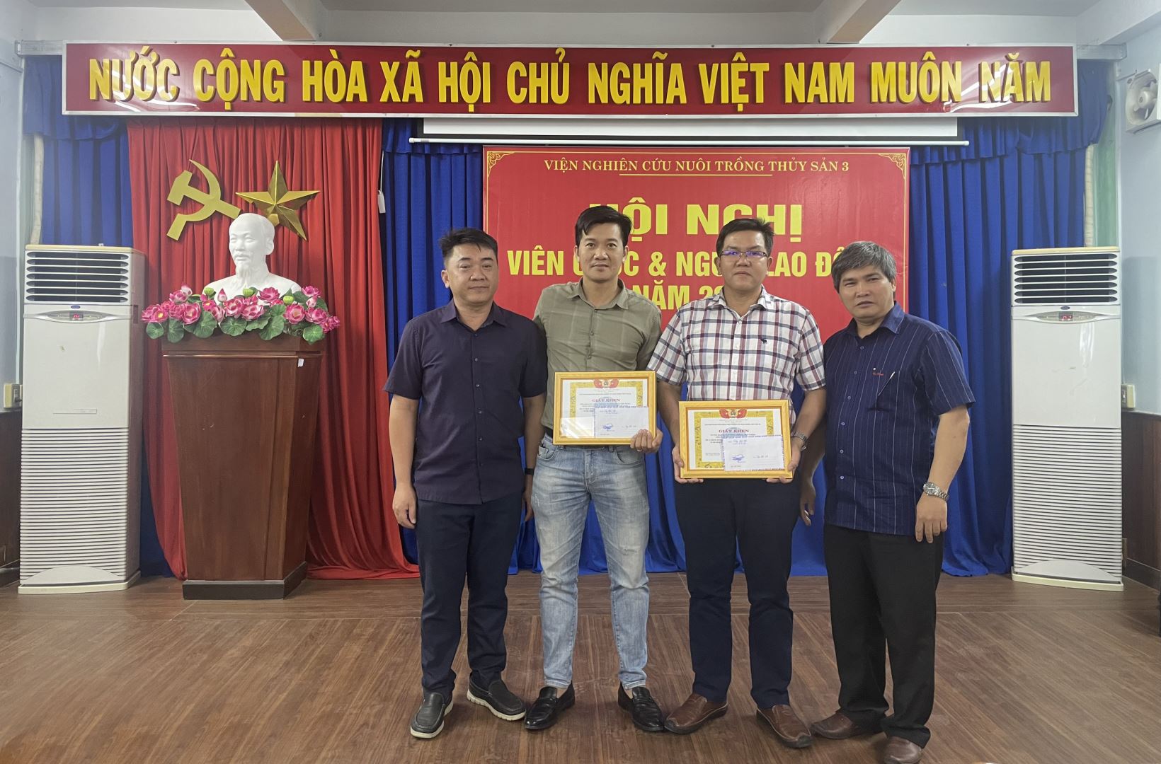 HỘI NGHỊ CÔNG CHỨC, VIÊN CHỨC, VÀ NGƯỜI LAO ĐỘNG NĂM 2022 CỦA VIỆN NGHIÊN CỨU NUÔI TRỒNG THỦY SẢN III